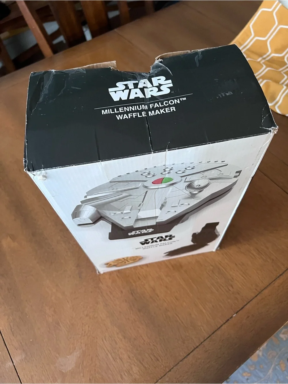 Star Wars Millennium Falcon Themed Waffle Maker - Black and Silver